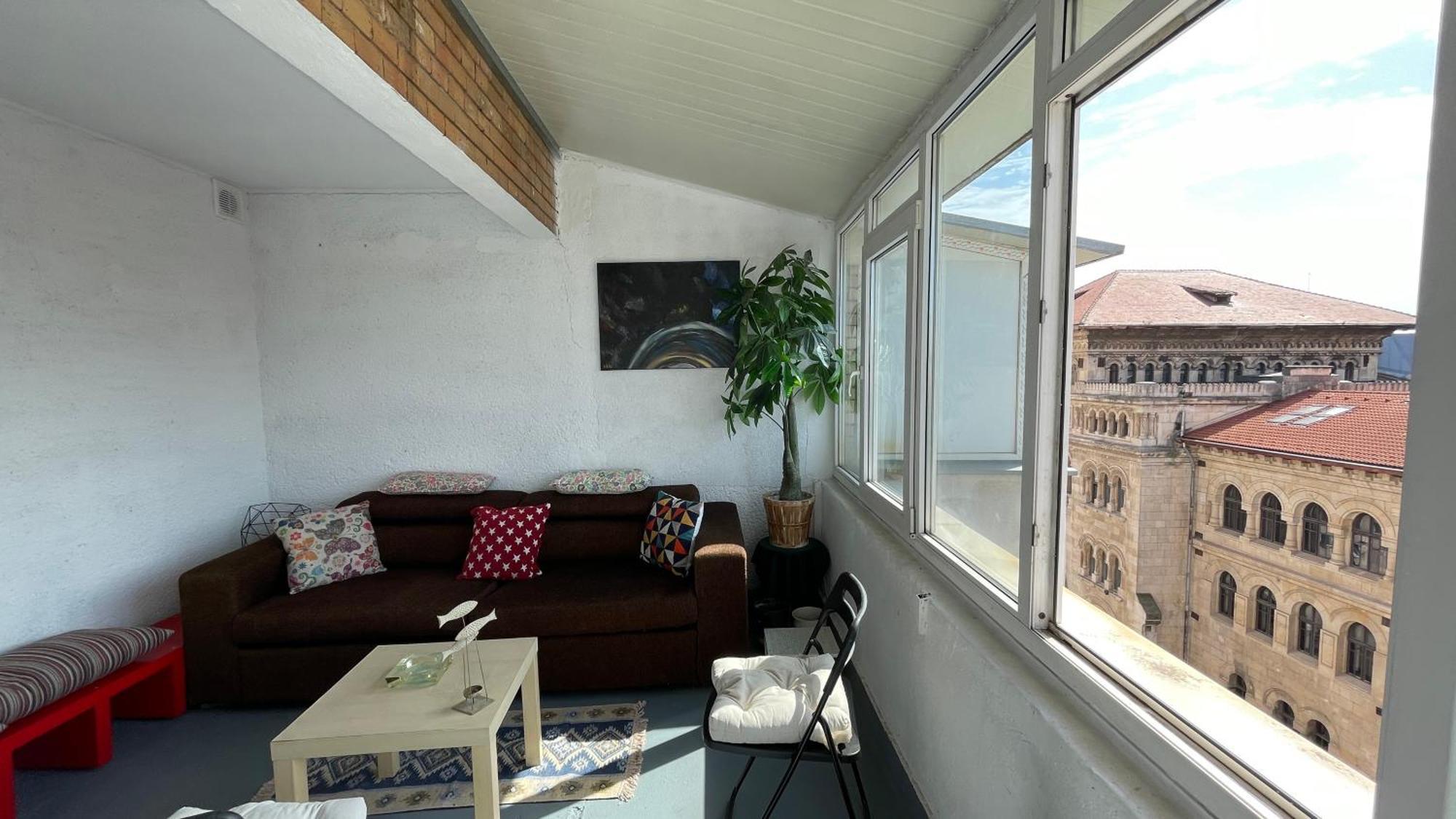 Terrace Balcony Downtown Delight Old Town Oasis City Center Universitate Square Old Town بوخارست المظهر الخارجي الصورة