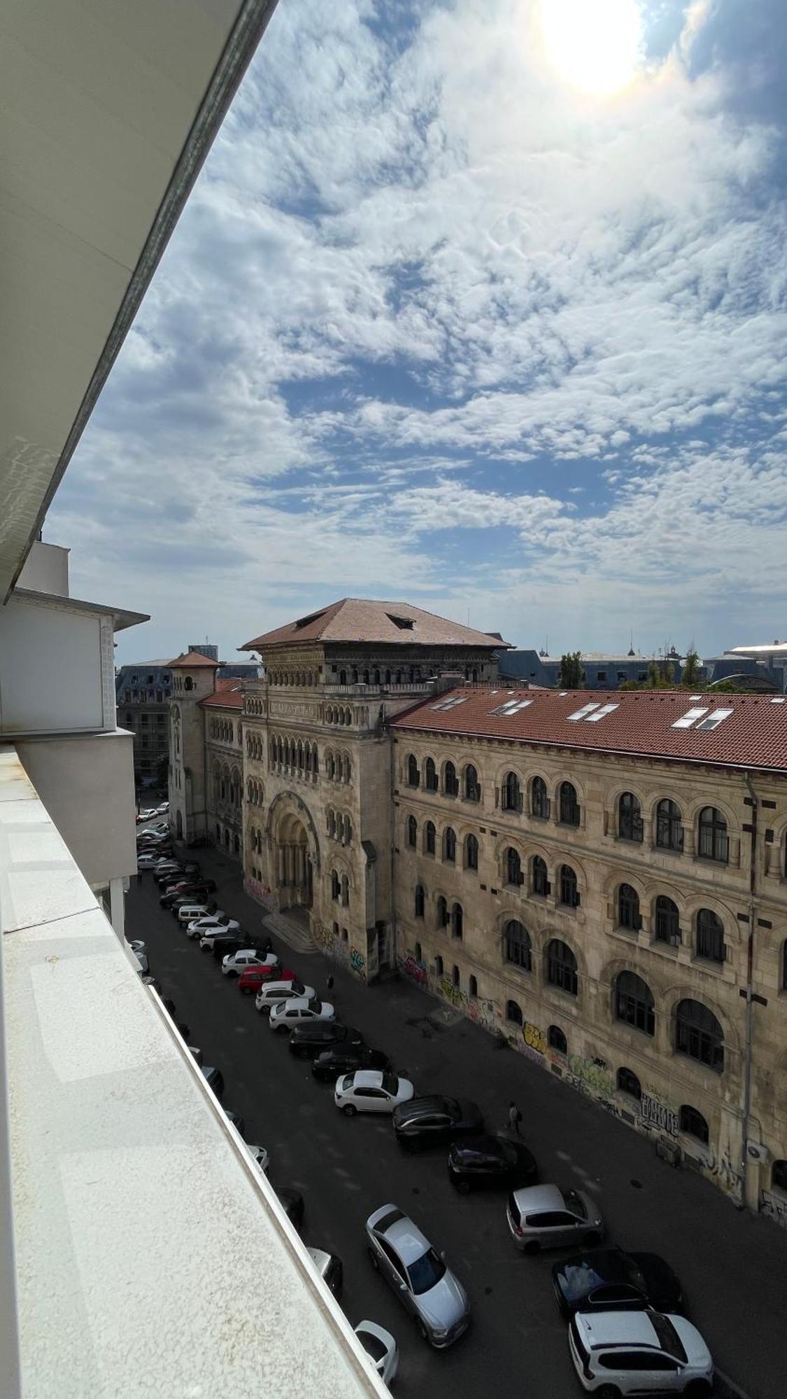 Terrace Balcony Downtown Delight Old Town Oasis City Center Universitate Square Old Town بوخارست المظهر الخارجي الصورة